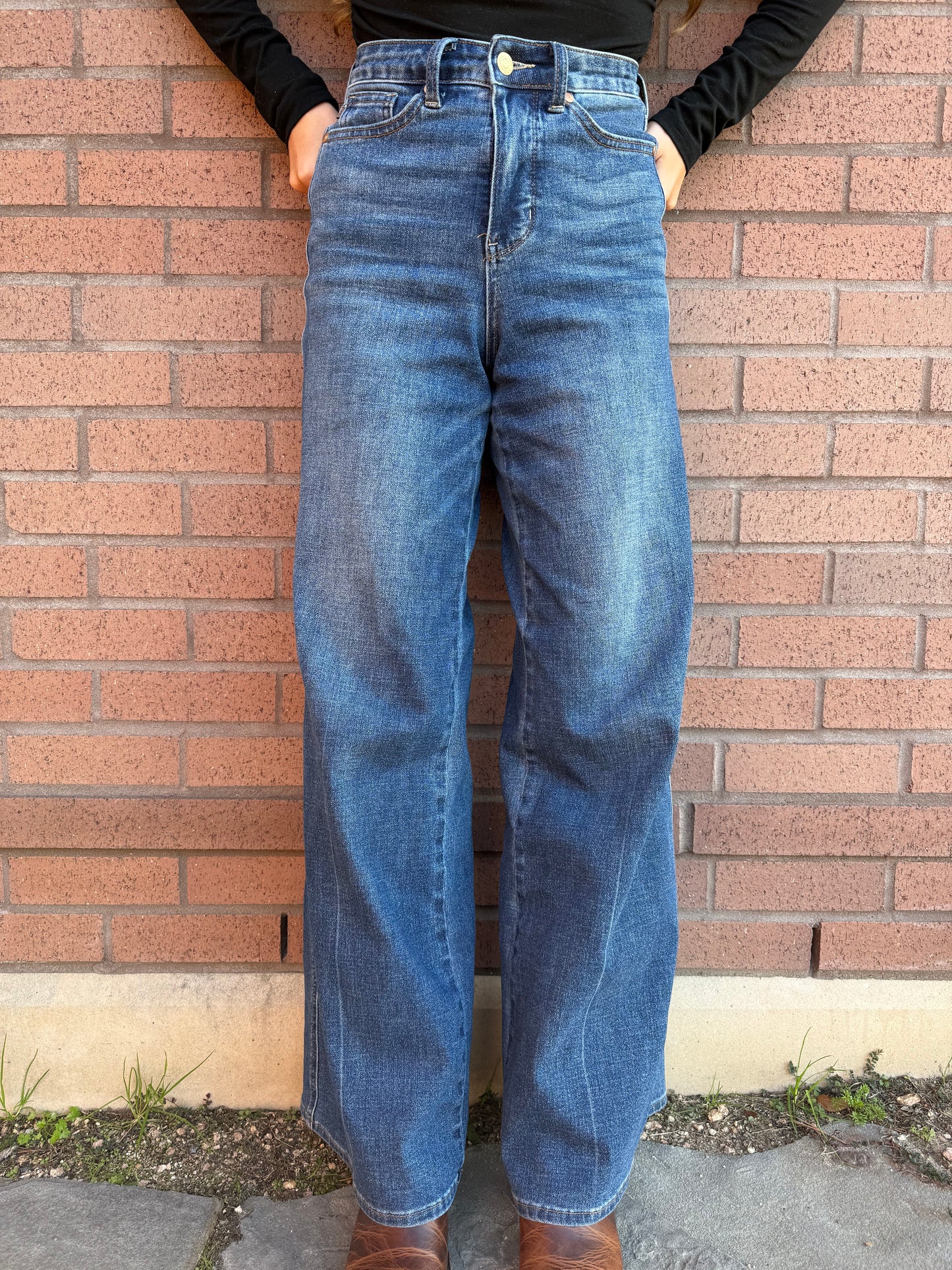 Retro wide leg jeans